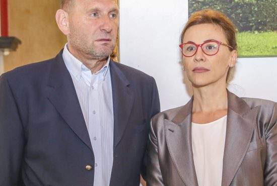 Românii se scuză că n-au bani pentru Adina Alberts: ”I-am dat deja lui Țiriac”