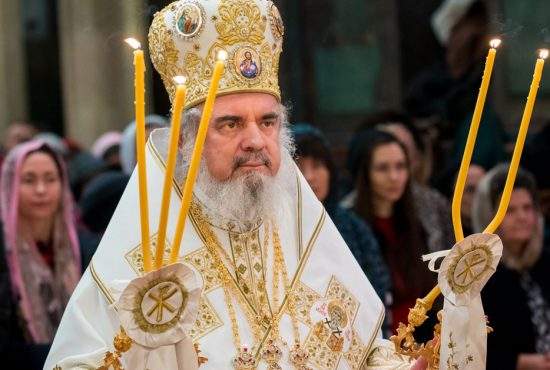 Apel disperat al Patriarhului: Măcar în Săptămâna Mare nu mai faceți podcast!