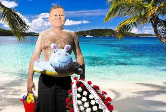 Iohannis şi-a pus slipul negru şi pleacă în Haiti să transmită condoleanţe