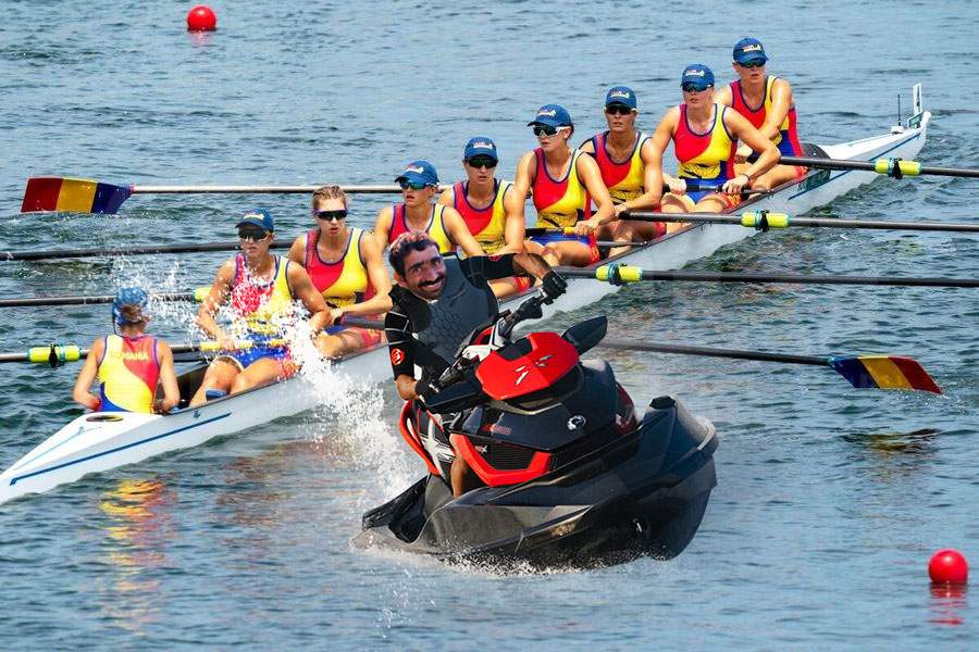 Un bombardier din Giurgiu a intrat cu skijetul peste canotoare la Olimpiada din Tokyo