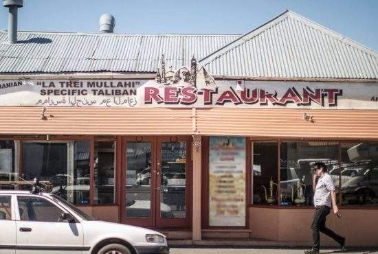 S-a redeschis restaurantul cu specific taliban din Colentina
