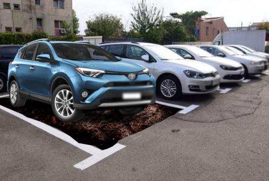 Alertă în Bucureşti! O bandă periculoasă fură locurile de parcare de sub maşini