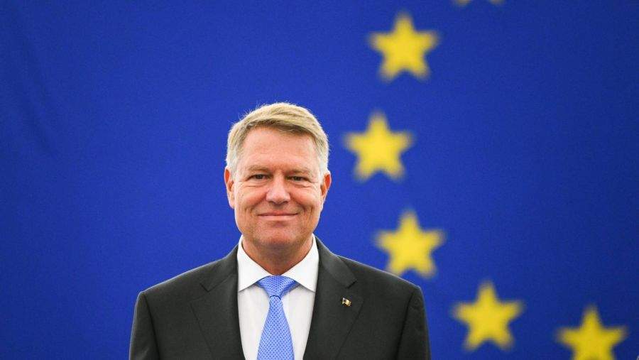 Iohannis s-a c*cat pe el! Era urgent ieri, dar s-a pus pe budă abia azi