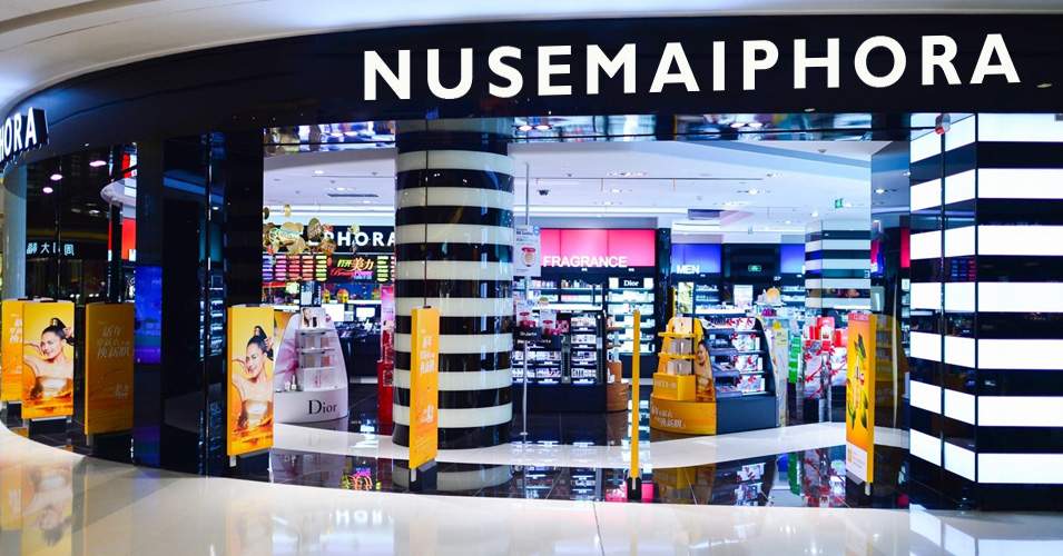 Magazinele Sephora şi-au angajat paznici şi se vor numi Nusemaiphora