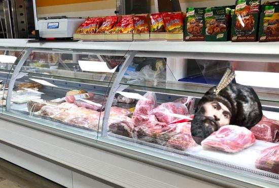 Hipermarket închis după ce ANPC a găsit capul lui Mihai Viteazul în congelator
