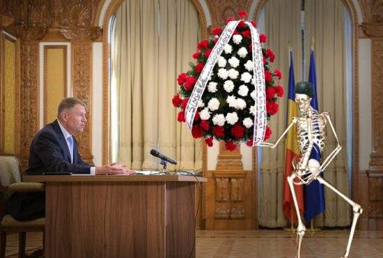 Soldatul necunoscut i-a returnat lui Iohannis coroana de flori