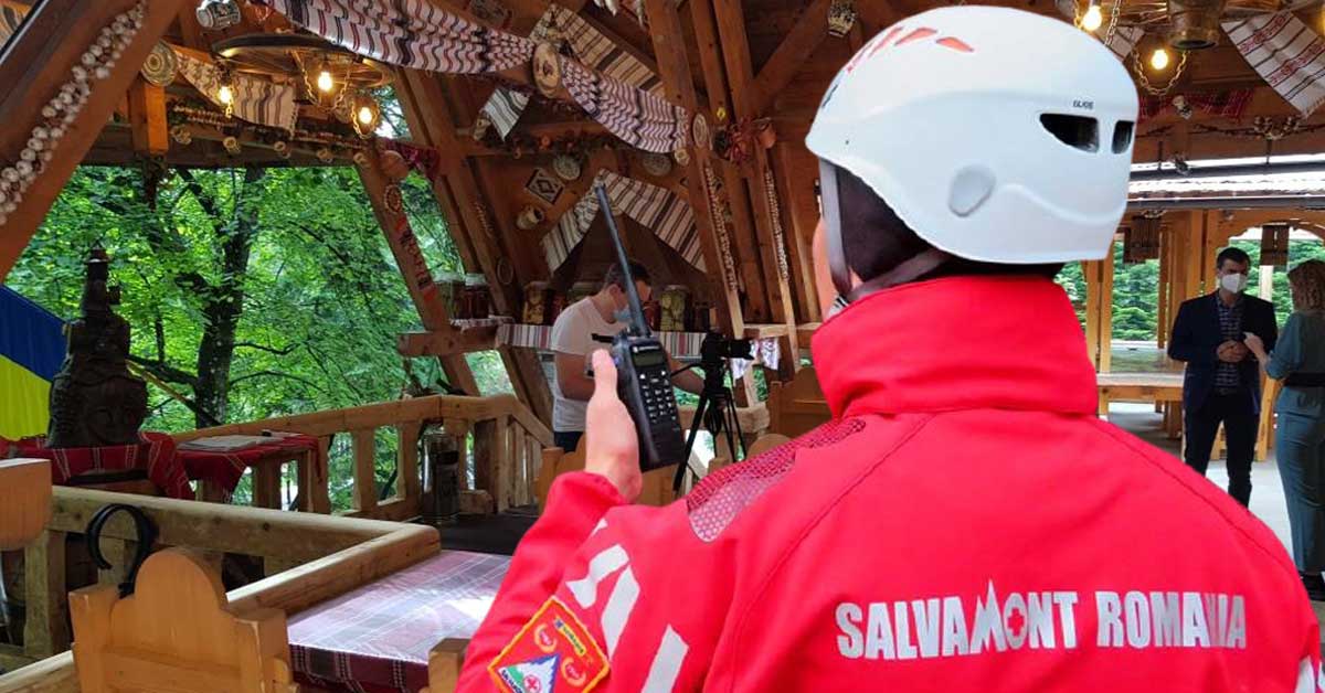 Turist salvat de Salvamont dintr-un restaurant unde era să dea 150 lei pe 4 sarmale