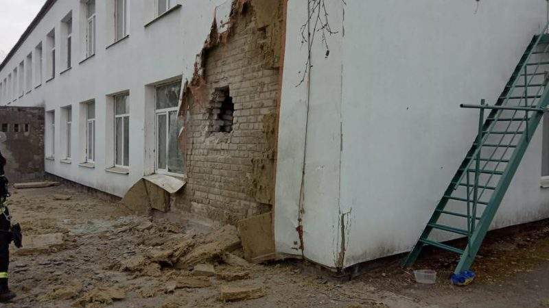 Poze cu grădiniţe normale din România, prezentate ca „grădiniţe bombardate în Ucraina”