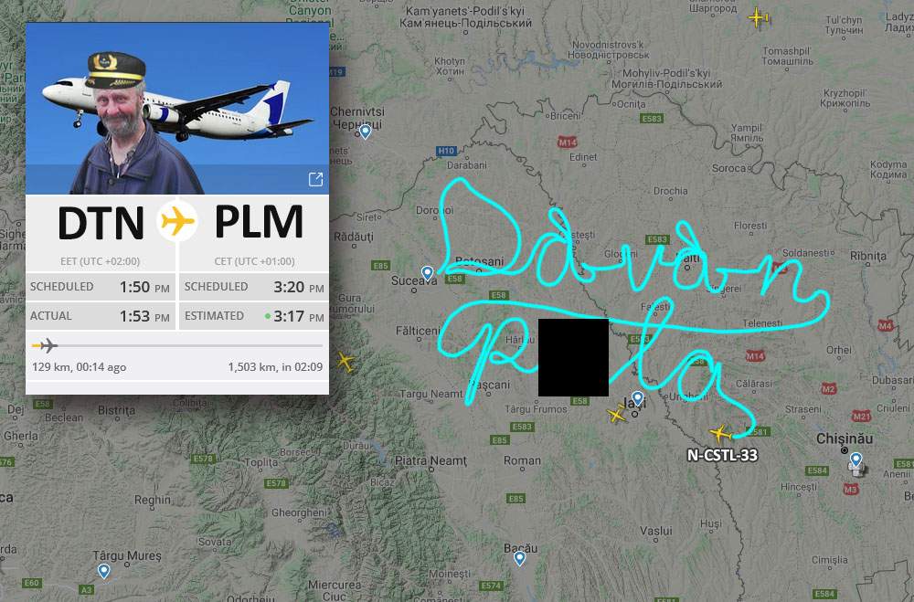 Foto! Nea Costel, pilot de avion, a scris un mesaj haios pe cer deasupra Moldovei