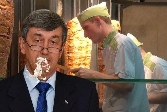 Incident diplomatic! Ambasadorul Rusiei, stropit cu maioneză la coadă la Dristor