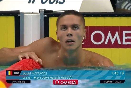 Înotul se desfiinţează oficial după ce David Popovici a luat toate medaliile