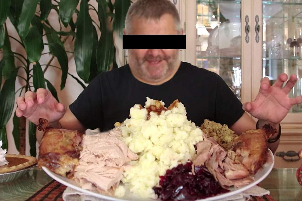 Carne stricată la all-inclusive? Un român acuză: „După 5 kile mi-a venit rău!”