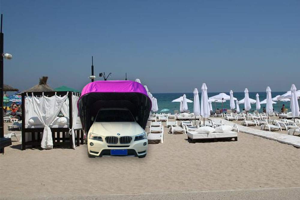 Ofertă premium la Mamaia. Baldachinele de pe plajă vor avea şi garaj pentru BMW