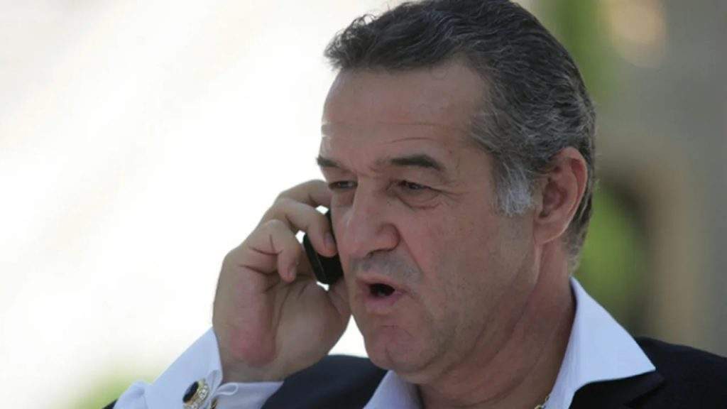 Televiziunile se înghesuie să-l sune pe Becali, să afle ce crede despre