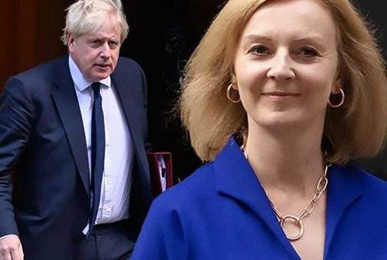 Liz Truss, sabotată cu mârșăvie de Boris Johnson: i-a lăsat colacul ridicat