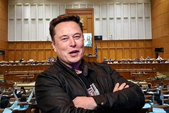 După ce-a zis că dă afară 75% din angajații Twitter, Musk e rugat să cumpere Parlamentul României