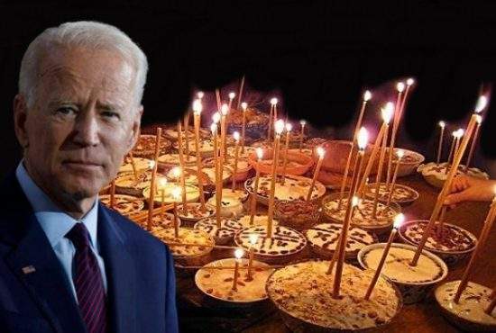 Joe Biden, în putere la 80 ani. A stins dintr-o suflare lumânările de pe colivă