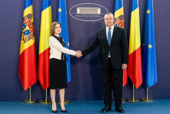 Incident diplomatic! Ciucă s-a bășit în timpul întâlnirii cu Maia Sandu