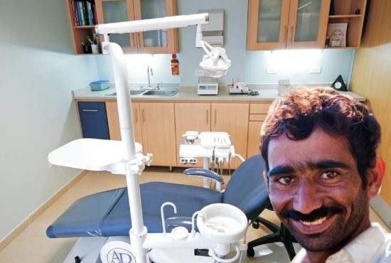 Un dentist susține că fisticul trebuie mâncat cu tot cu coajă, că acolo sunt vitaminele