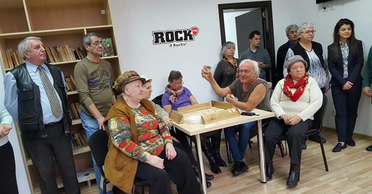 Scandal la clubul pensionarilor după ce cineva a schimbat de pe Rock FM pe alt post