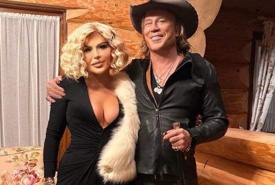 Actorul Mickey Rourke a atacat-o pe Loredana cu papucul, crezând că e strigoi