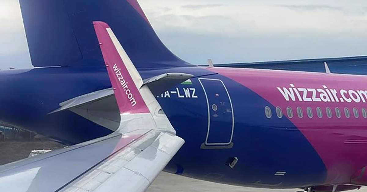 Două avioane WizzAir s-au lovit la Suceava. Pasagerii, obligați să achite taxă de ciocnire