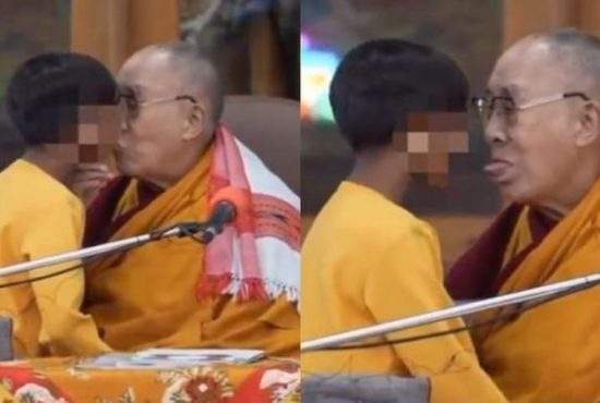 Dalai Lama, încă un gest scârbos. A pus un băiețel să-l tragă de deget și s-a bășit