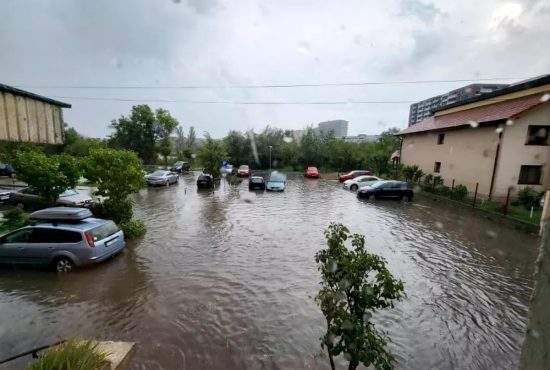 Inundaţii la Cluj. Un proprietar cere deja chirie dublă pentru „vedere la mare“