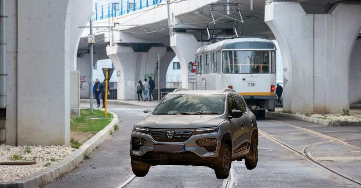 Știați? Dacă circuli cu Dacia Spring pe șina de tramvai se încarcă în mers!