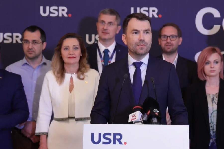 Sondaj. 35% dintre români au fost excluși din USR
