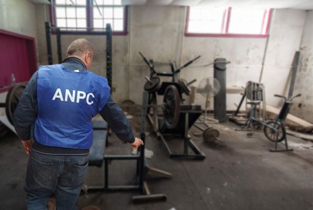 ANPC explică de ce a închis 7 săli de fitness: Pe toate aparatele era praful de-un deget