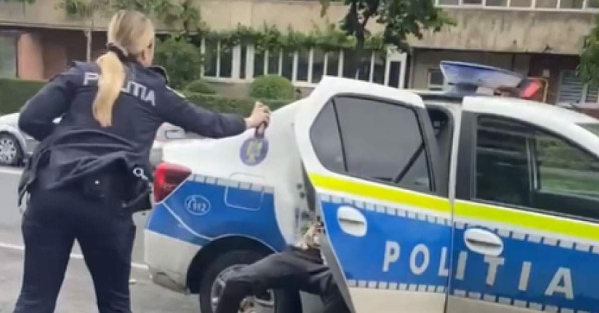 Polițista din Cluj, pensionată la 30 de ani ca să nu mai dea cu lacrimogen în colegi