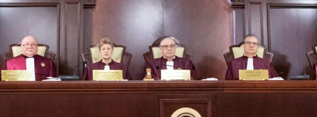 7 decizii sfidătoare date de CCR, despre care nu știai