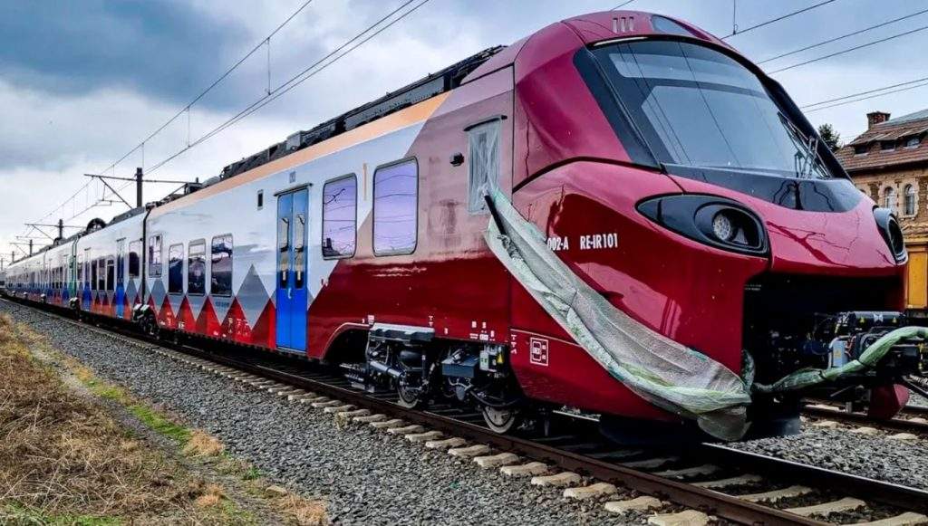 CFR anunţă un tren de mare viteză, capabil să întârzie 9 ore în doar 3 ore