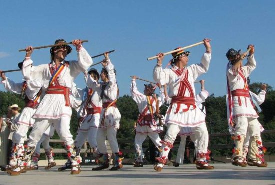 7 obiceiuri româneşti şi cum au început ele