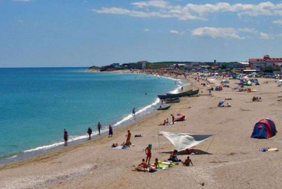 7 diferențe fundamentale între 2 Mai și Vama Veche