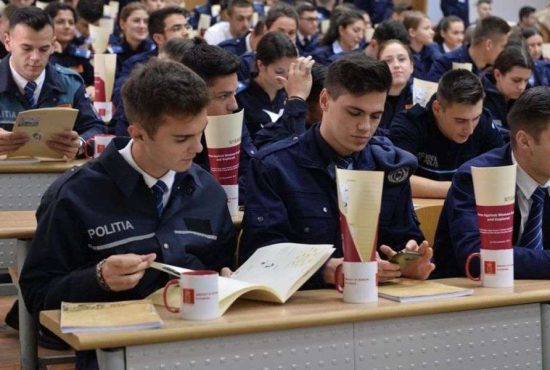 7 lucruri despre admiterea în academiile de poliție din România