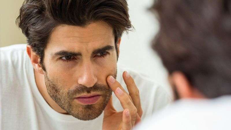 Vrei să pari mai tânăr decât ești? Iată 7 sfaturi excelente