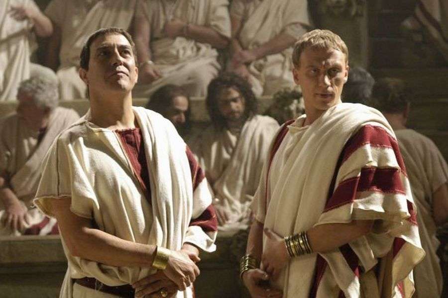 7 accesorii care ar merita să revină la modă