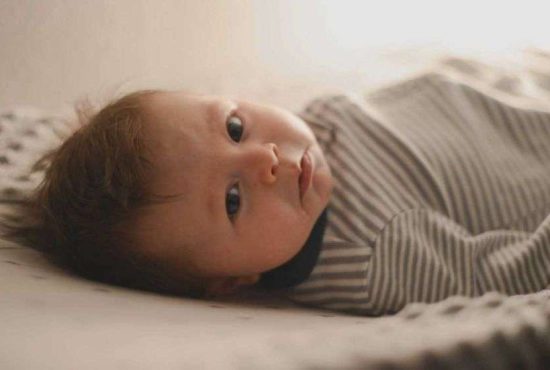 7 probleme cu care se confruntă un bebeluș în primul an de viață