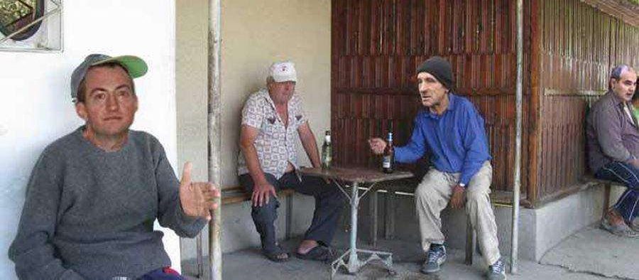 Grijă mare la războiul hibrid! Spionii ruși i-au închis telefonul și l-au ținut trei zile într-o cârciumă