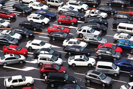 7 lucruri pe care poți să le faci când ești blocat în trafic