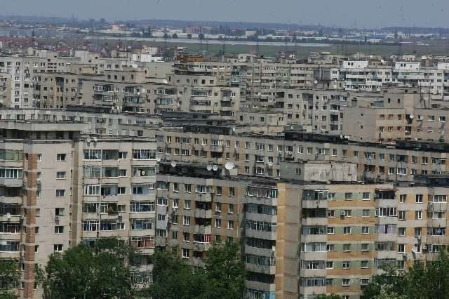 7 dovezi clare că e mai bine să stai la bloc decât la casă