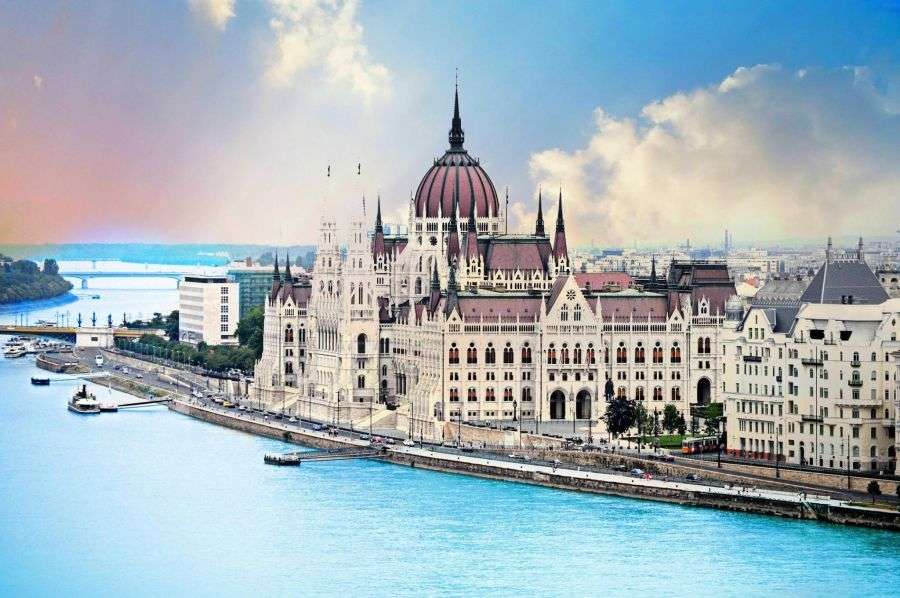 7 legi care ar trebui să existe în Ungaria