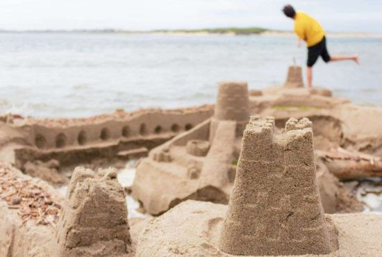 7 paşi pentru un castel de nisip perfect