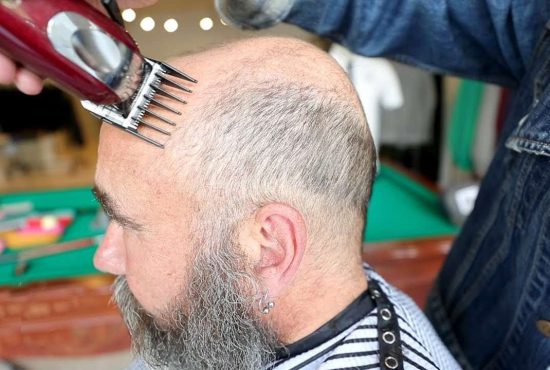 7 frizuri care îți scot în evidență chelia