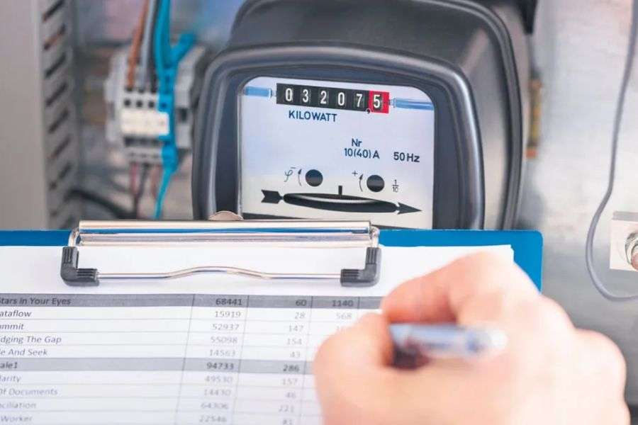 7 sfaturi pentru a economisi la factura de energie electrică