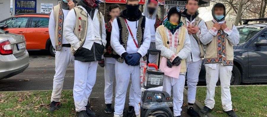 Bolojan, lasă TVA-ul, bro! Bagă acciză pe boxe portabile, vei aduce miliarde la buget!