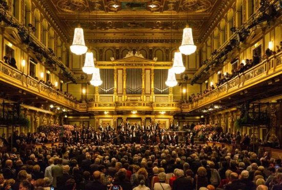 7 reguli de politețe la un concert de muzică simfonică