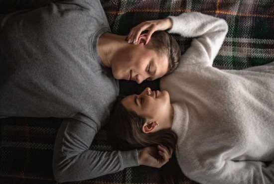 7 indicii că e pregătită să se mute împreună cu tine